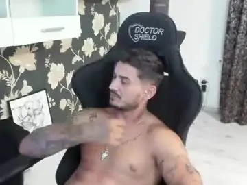 Chaturbate Nude Webcam of jonnyporn1