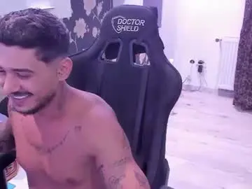 Chaturbate Live Sex Cam of jonnyporn1