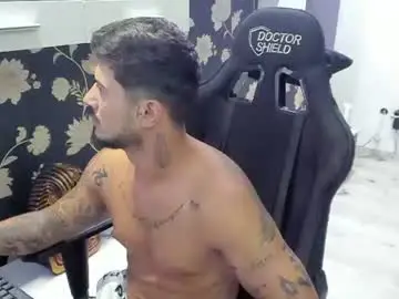 Chaturbate Free Porn Cam of jonnyporn1