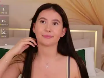 Chaturbate Free Porn Cam of milaleoneli