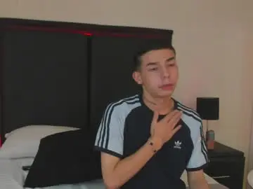 Chaturbate Live Sex Cam of paulsaenz