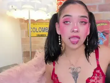 Chaturbate Sex Cam of foxy_hannah