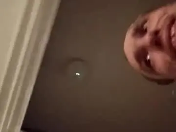 Chaturbate Live Sex of wyattshanks6