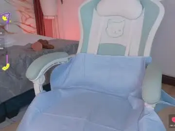 Chaturbate Live Sex of ahvi_ebony