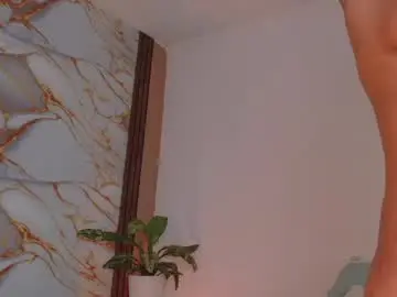 Chaturbate Private Sex Chat of ahvi_ebony
