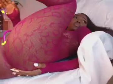 Chaturbate Private Sex Chat of ahvi_ebony