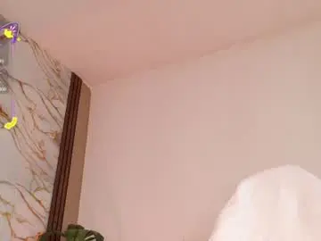 Chaturbate Sex Chat of ahvi_ebony