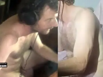 Chaturbate Best live sex cam show of alvarooo1111