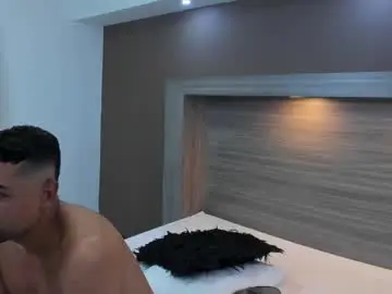 Chaturbate Live Sex Cam of clemontvega