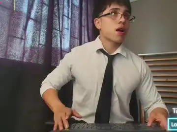 Chaturbate Free Porn Cam of paul_evanss