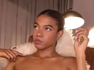 Chaturbate Sex Chat of stellaciel_