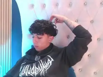 Chaturbate Nude Webcam of aiden_rivers_