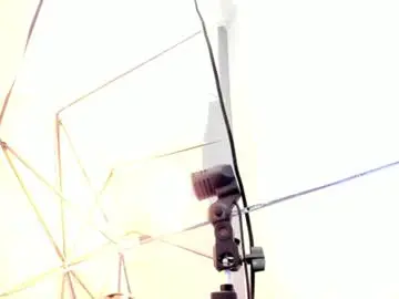 Chaturbate Watch Live Sex Cams of cleo_escobar
