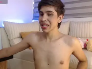 Chaturbate Live Porn of joshua_saenz_