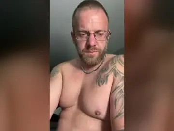 Chaturbate Watch Live Sex Cams of m_edwards1984