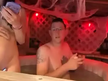 Chaturbate Live Sex Cam of yournotmysupervisor