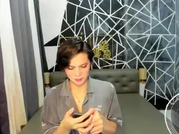 Chaturbate Sex Cam of zoeyhugecockxxxcum