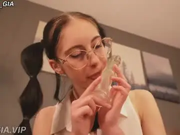 Chaturbate Live Sex of girl_i_am