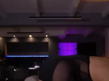 Chaturbate Live Sex Cam of ashley_ospino