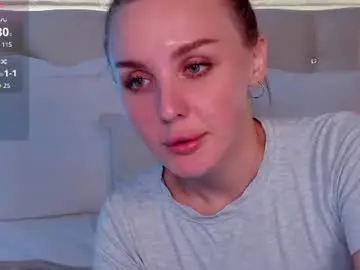 Chaturbate Live Sex Cam of lushcherry
