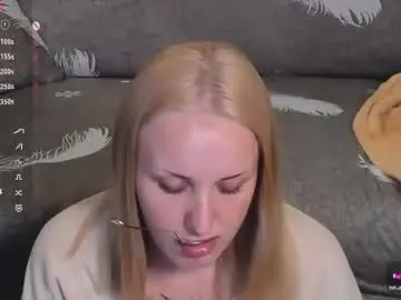 Chaturbate Watch Live Sex Cams of lushcherry