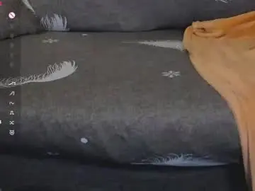 Chaturbate Live Sex Cam of lushcherry