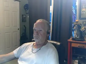 Chaturbate Best live sex cam show of midwestdad09