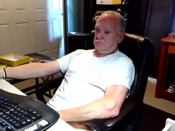 Chaturbate Live Sex Cam of midwestdad09