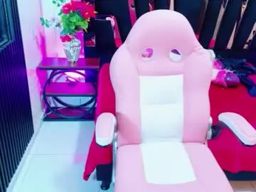 Chaturbate Live Sex Cam of nicolle_morrisx