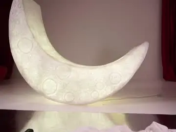 Chaturbate Live Sex Cam of _meganmeow_
