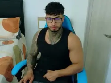 Chaturbate Live Porn of dylanrivera_