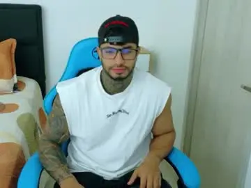 Chaturbate Sex Cam of dylanrivera_