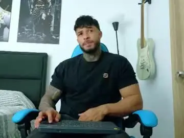 Chaturbate Best live sex cam show of dylanrivera_