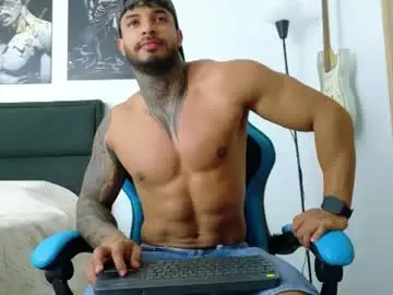 Chaturbate Watch Live Sex Cams of dylanrivera_