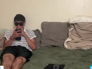 Chaturbate Nude Webcam of alex_and_charlie