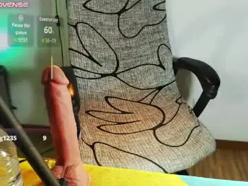 Chaturbate Live Sex Cam of hannah_kiim