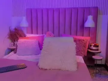 Chaturbate Live Sex Cam of scarlett_dreamss7