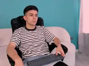 Chaturbate Live Sex Cam of axxel__