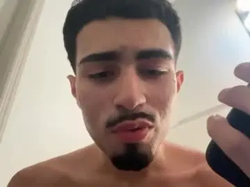 Chaturbate Best live sex cam show of zekepereaa