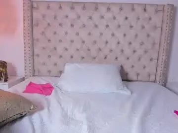 Chaturbate Nude Webcam of claire_mckenzie