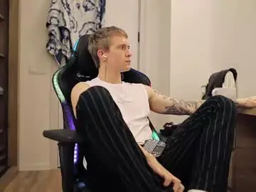 Chaturbate Sex Cam of max_gen