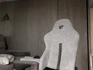 Chaturbate Live Sex Cam of ronny_ponny