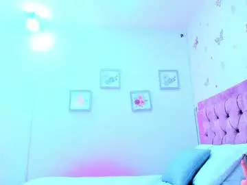 Chaturbate Live Sex Cam of trinitypresley