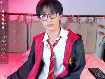 Chaturbate Watch Live Sex Cams of cherryy_boy