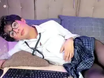 Chaturbate Watch Live Sex Cams of cherryy_boy