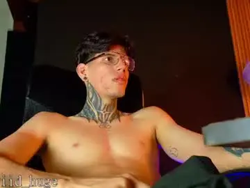 Chaturbate Sex Cam of daviid_huge