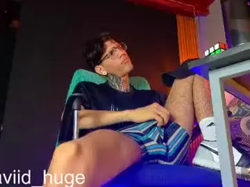 Chaturbate Nude Webcam of daviid_huge