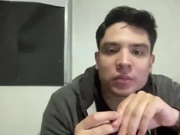 Chaturbate Adult Video Chat of garypinepineapple