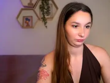 Chaturbate Live Sex Cam of bambiiqueeen