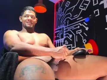 Chaturbate Sex Chat of daniel_boy18